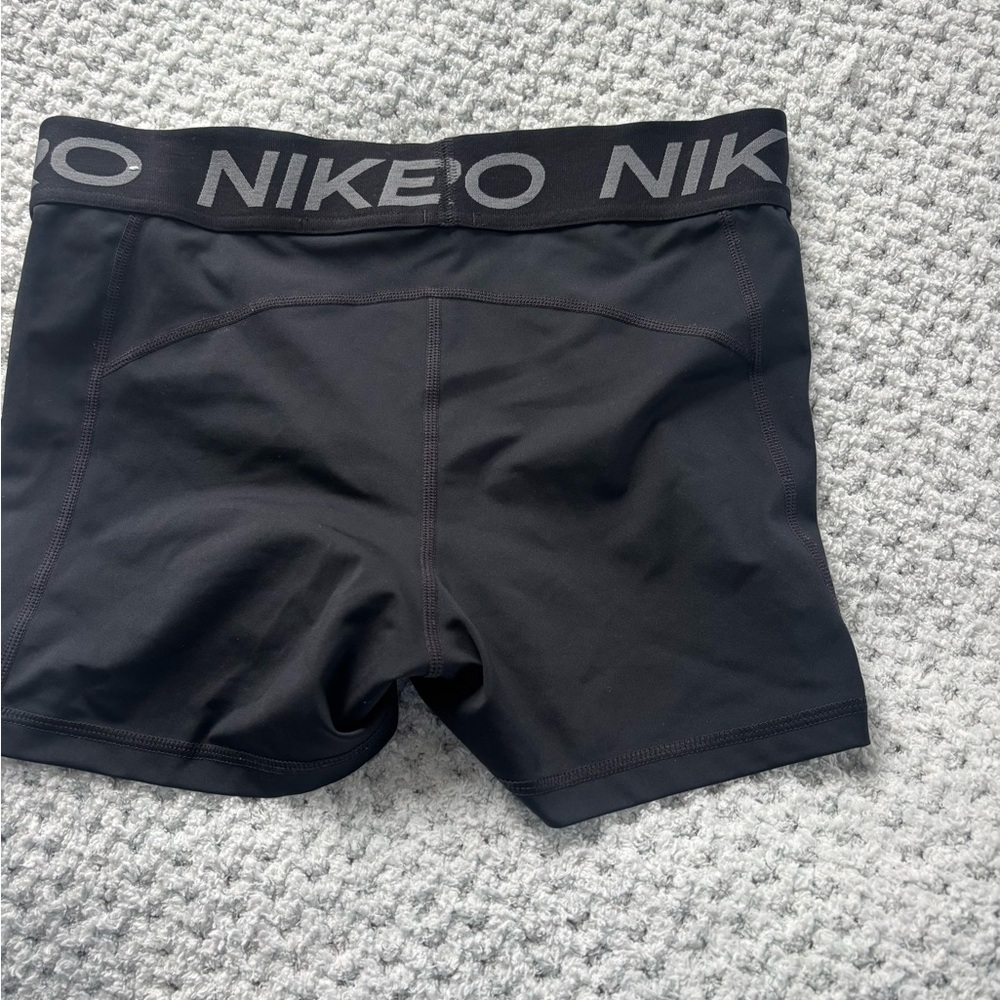 Nike Women's Black Athletic Shorts - Picture 5 of 5